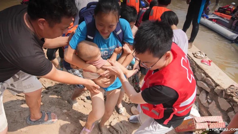 1627178196225089449.jpg 12.jpg