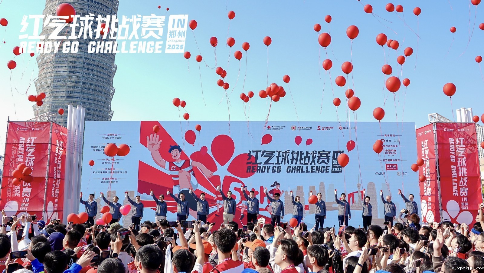 1747008365863067286.jpg 鸣枪.jpg